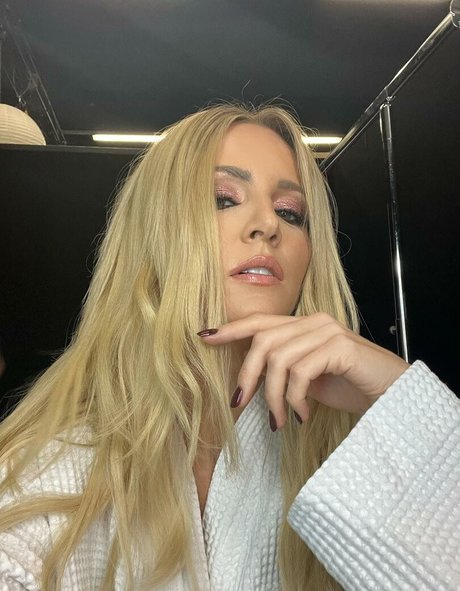 Melissa Naschenweng 最高のスター ギャラリー