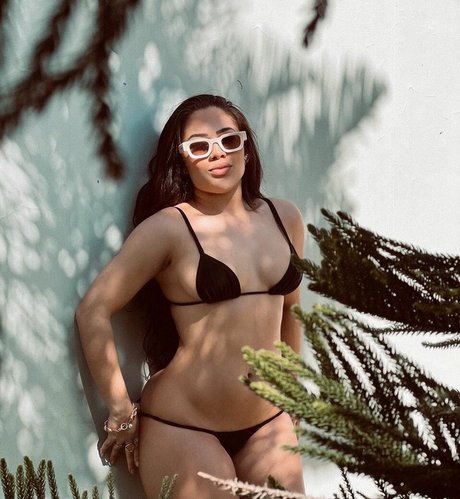 Vitoria Kelly 素敵な女優 写真