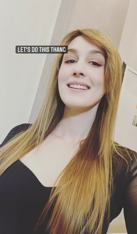 Sjokz 裸の女優 写真