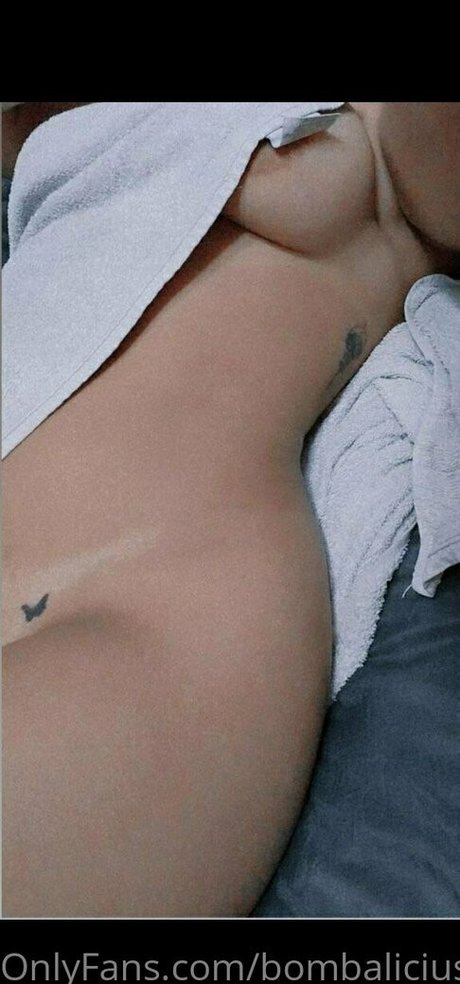 女装オンリーファン ポルノ 画像