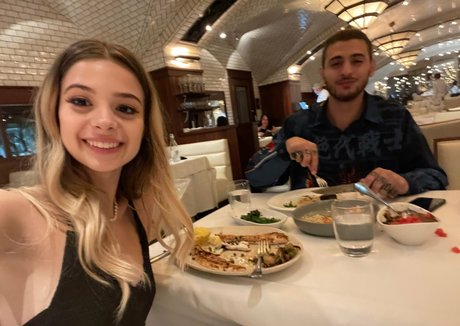 maybemollyy 完璧なポルノスター 写真