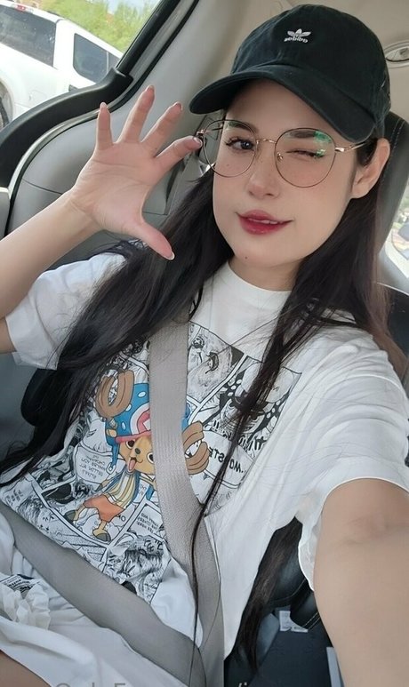 jeanwanwanfree 無料モデル 写真