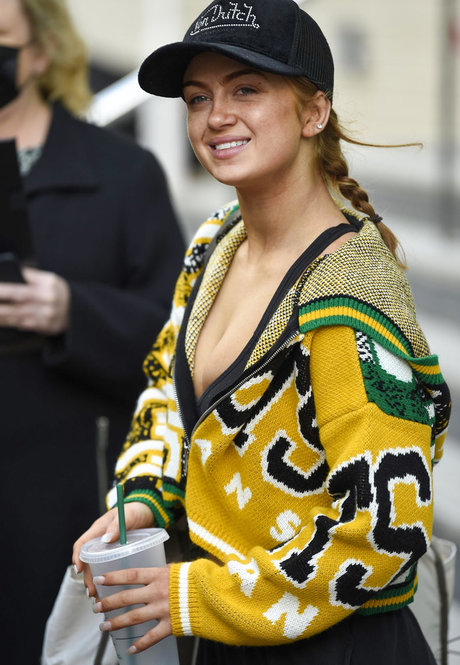 年配の熟女オンリーファンズ ホット 写真