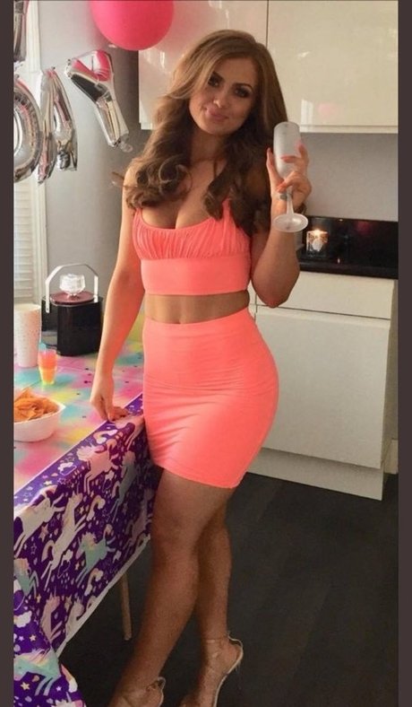 アジア人のティーンの足 オンリーファンズ アートヌード 写真