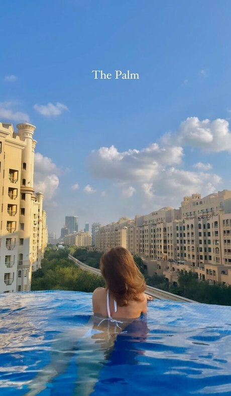 熟女メガネOnlyFans パーフェクト 画像