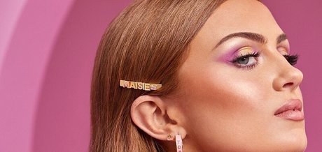 Maisie Smith かわいいスター 画像