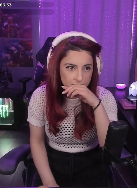 18歳以下の無料OnlyFans ホット裸 画像