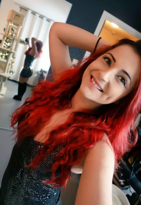 BBWシーメールオンリーファンズ ホット裸 写真