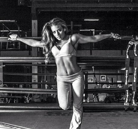 ティーン乱交OnlyFans ベスト 写真