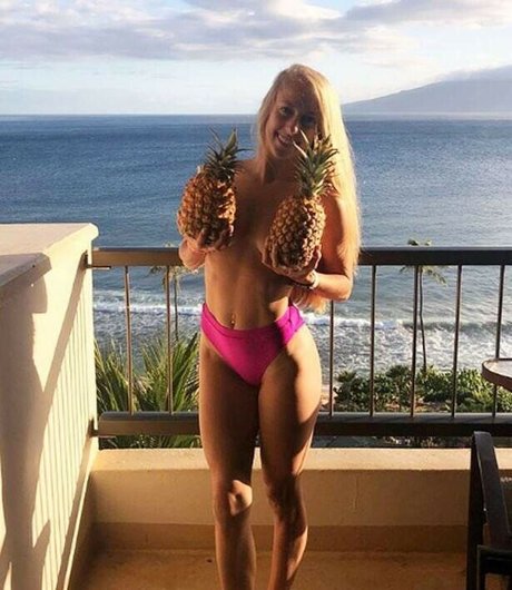 Brittany Lynne 完璧なスター 写真