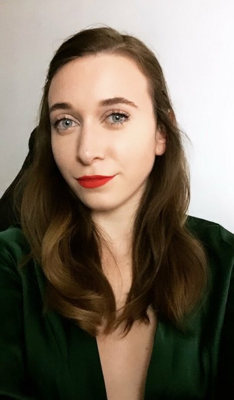 足ヌードオンリーファンズ ポルノグラフィック 写真