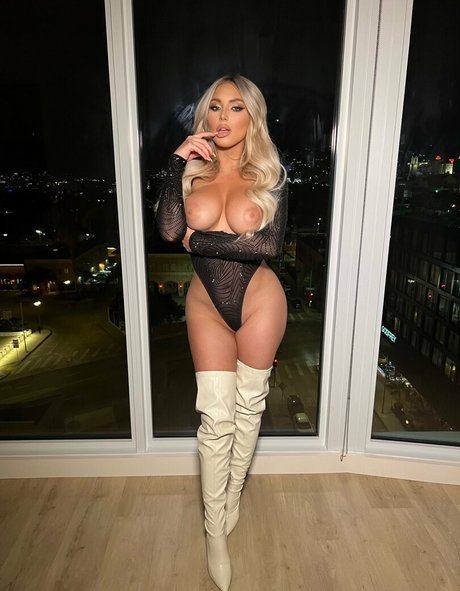 Kayley Gunner 限定スター ギャラリー