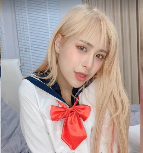 ボールズオンリーファンズ 無料 写真