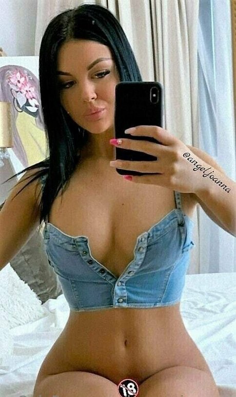 白いお尻のOnlyFans アートポルノ 写真