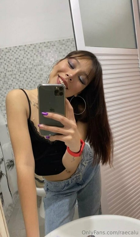 raecalu ポルノスター xxx 写真