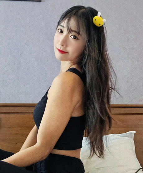 jinnytty ホットなスター 写真