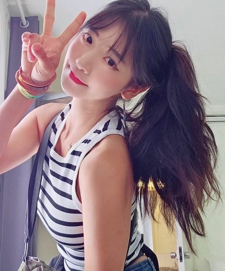 jinnytty ポルノスター アーカイブ