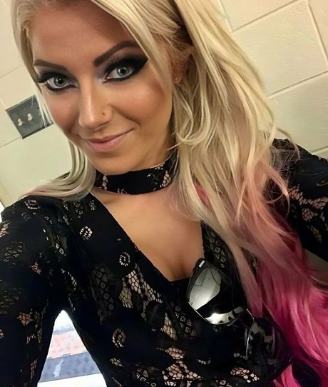 Alexa Bliss 美しいモデル ギャラリー