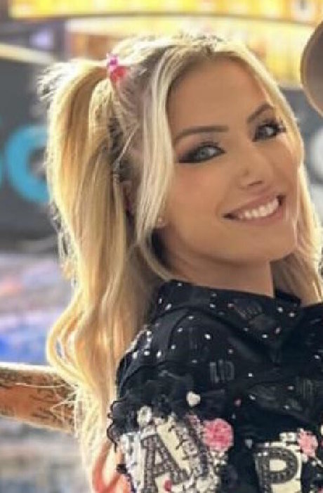 Alexa Bliss スター ヌード 写真