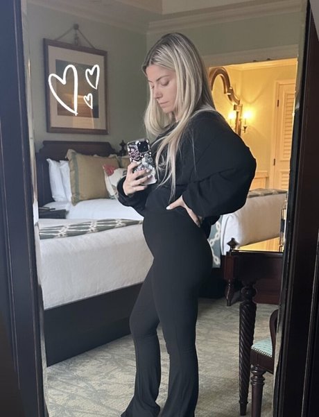 熟女 太め OnlyFans ホット 写真