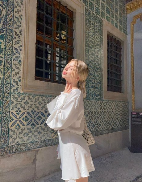 裸の男性 オンリーファンズ アート裸 ギャラリー