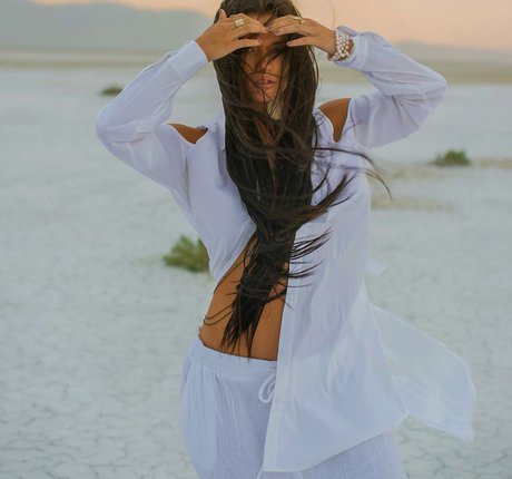 パフィーオンリーファンズ ヌード 写真