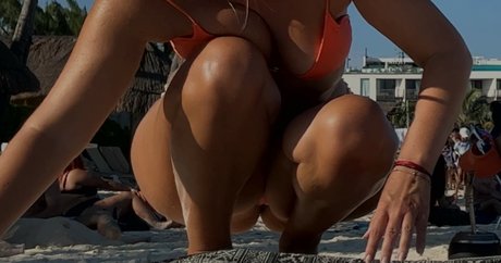 ゲイアナル舐めオンリーファンズ ポルノ 写真