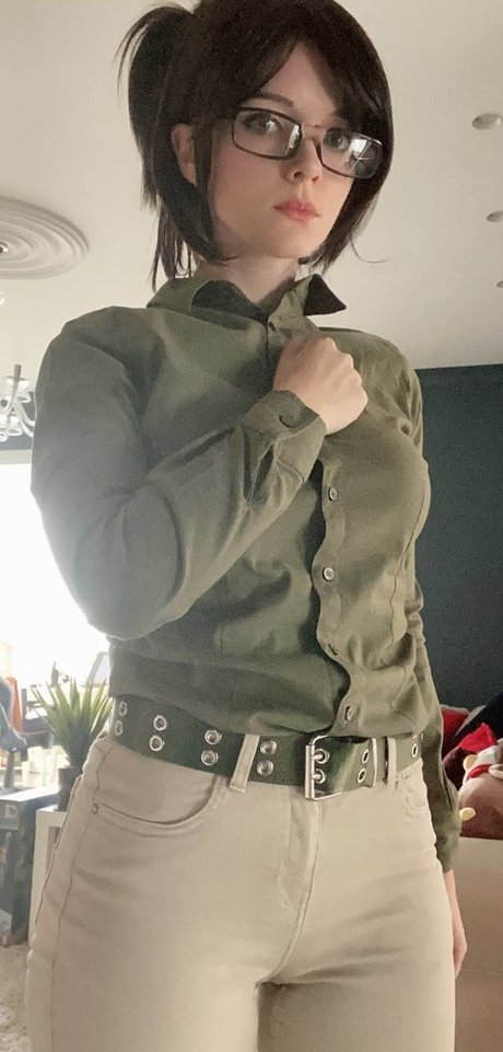 巨乳ティーンオンリーファンズ ホットポルノ 写真