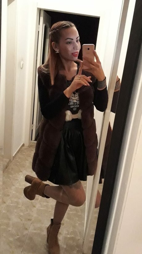 熟女 太め OnlyFans 限定 写真