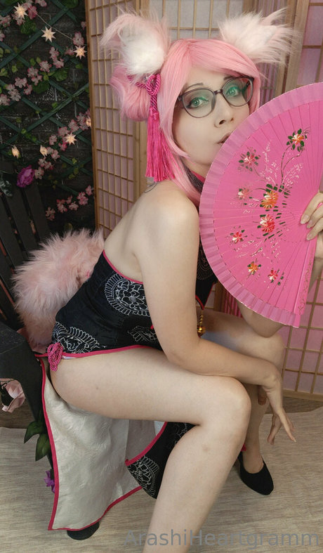 arashiheartgramm ポルノスター ヌード 写真