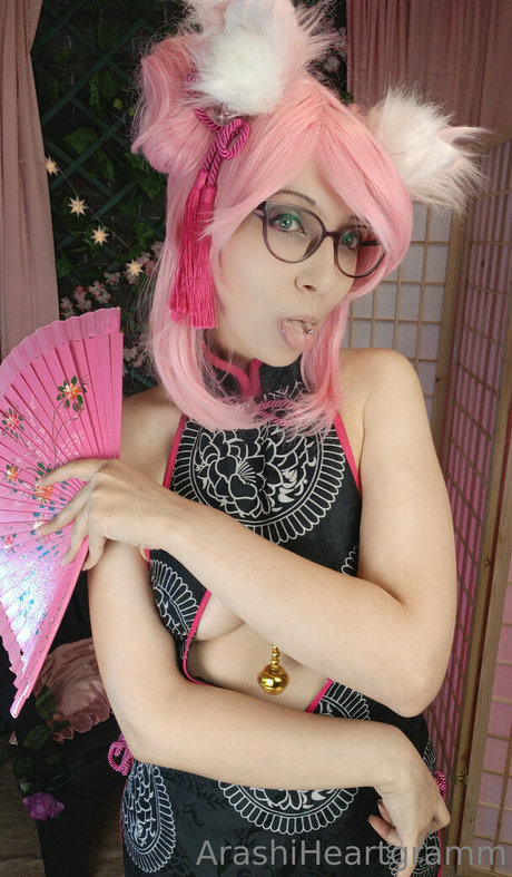 大きな乳首オンリーファンズ 美しい 写真