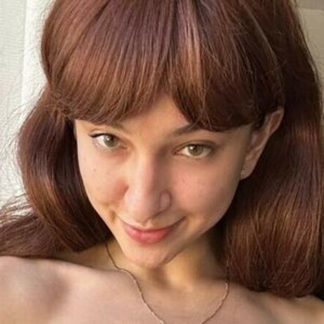 Cuttykate 最高のスター 写真