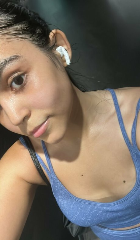 汚れた足オンリーファンズ アダルト ギャラリー