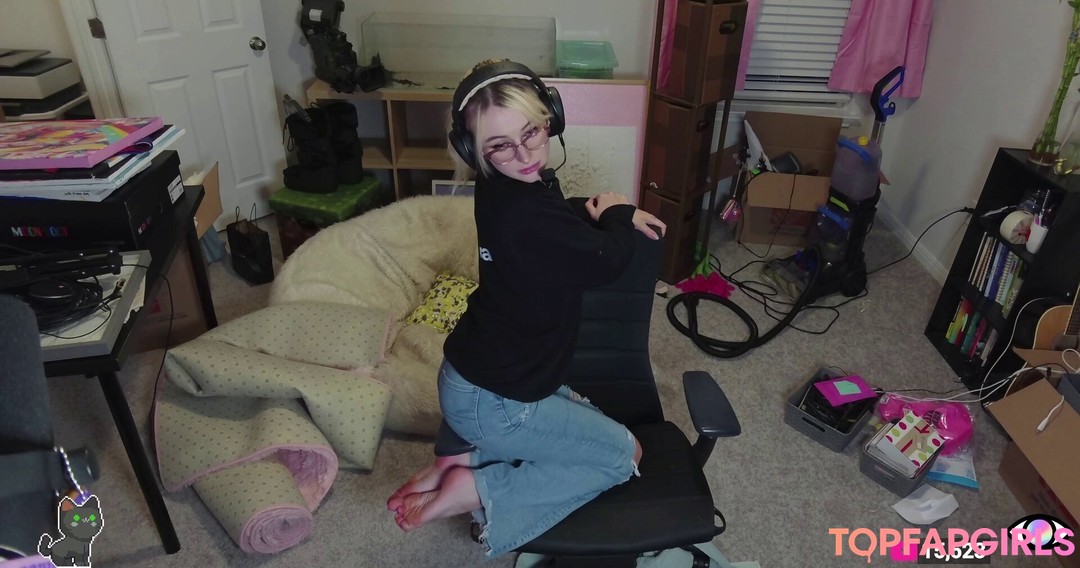 Adrianah Lee 可愛い女優 写真