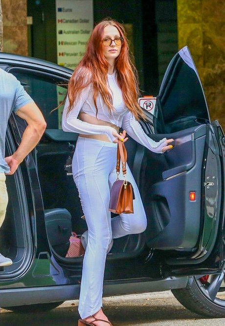 大きな黒い猫OnlyFans セックス 画像