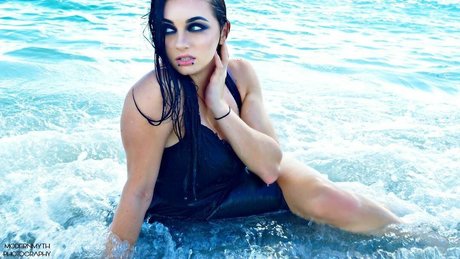 熟女のおまんこオンリーファンズ アートポルノ 写真