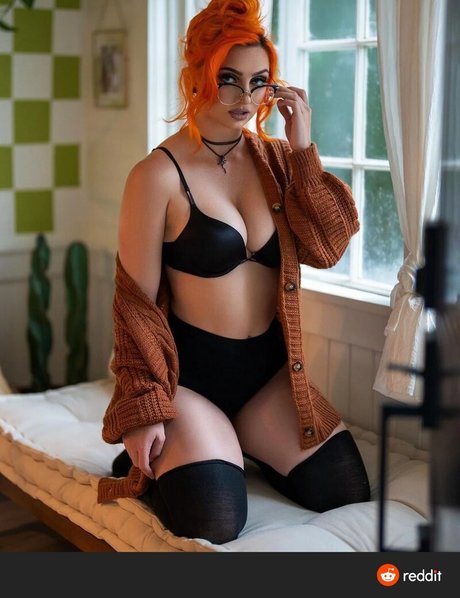 GiGi Dolan 高品質のスター 画像