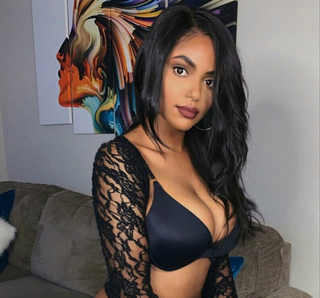 ゲイランジェリーOnlyFans 限定 写真