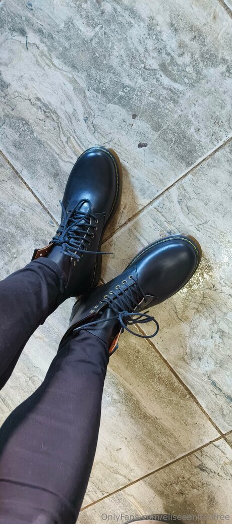 Eliseoantonifree ヌードモデル 画像