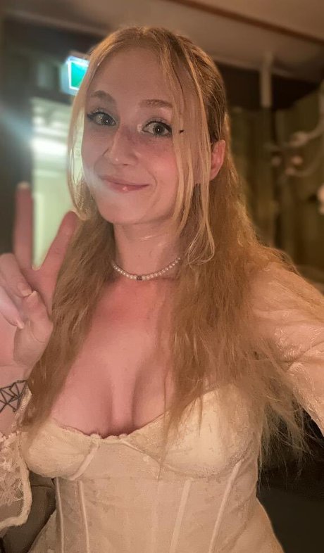 BBWキティOnlyFans アートxxx 画像