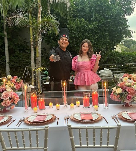 Emma Kenney エロティックモデル ギャラリー