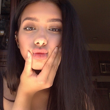 金髪レズビアンオンリーファンズ ポルノ 画像