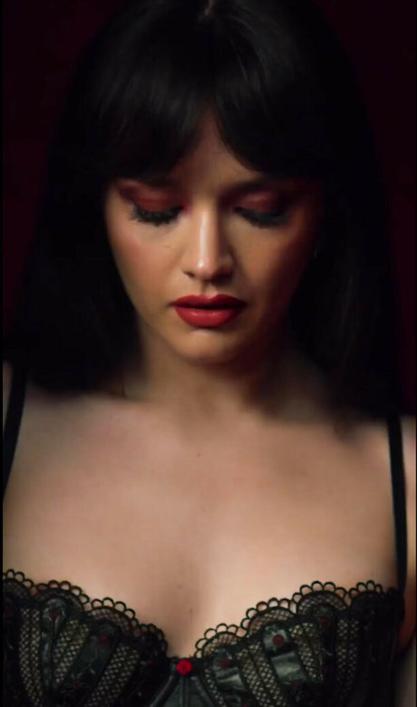 Olivia Cooke ポルノスター HD 写真