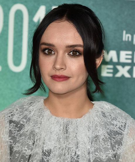 Olivia Cooke 完璧なスター ギャラリー