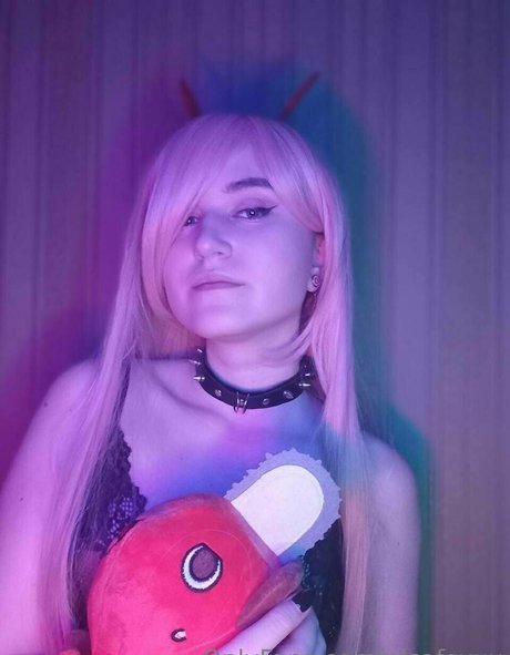 ティーントップレスOnlyFans 無料 ギャラリー