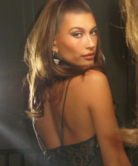 金髪の射精OnlyFans アート裸 画像