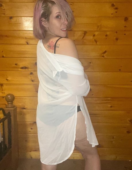 Kintinue 独占スター ギャラリー