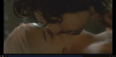 Milly Alcock 完璧なスター 画像