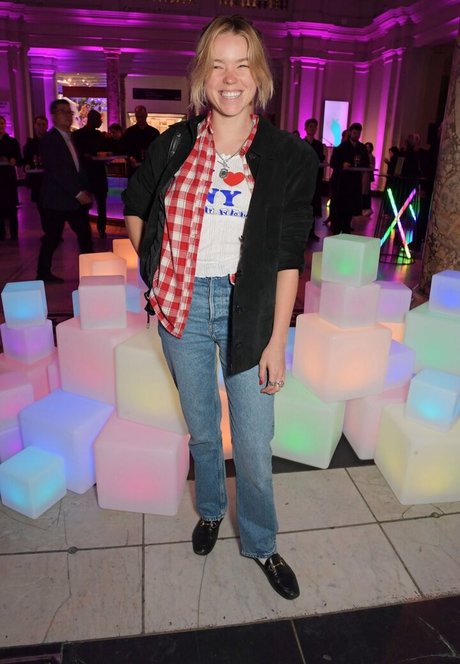 ティーンウェブカメラOnlyFans セクシーヌード 写真