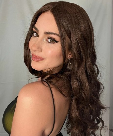 ブルネットのPOV OnlyFans 無料エロ 画像